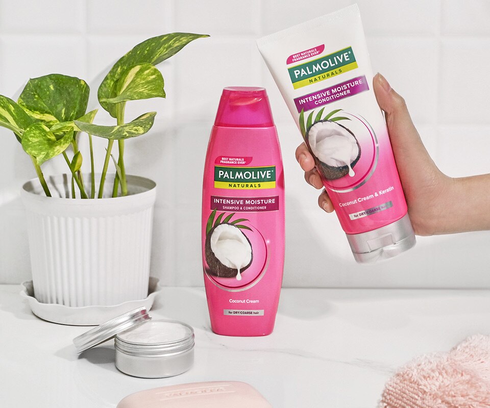 Palmolive® Naturals Intensive Moisture products Palmolive® Naturals Intensive Moisture products